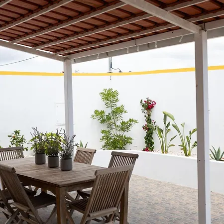 Сasa de vacaciones Casa La Rosa With Private Pool